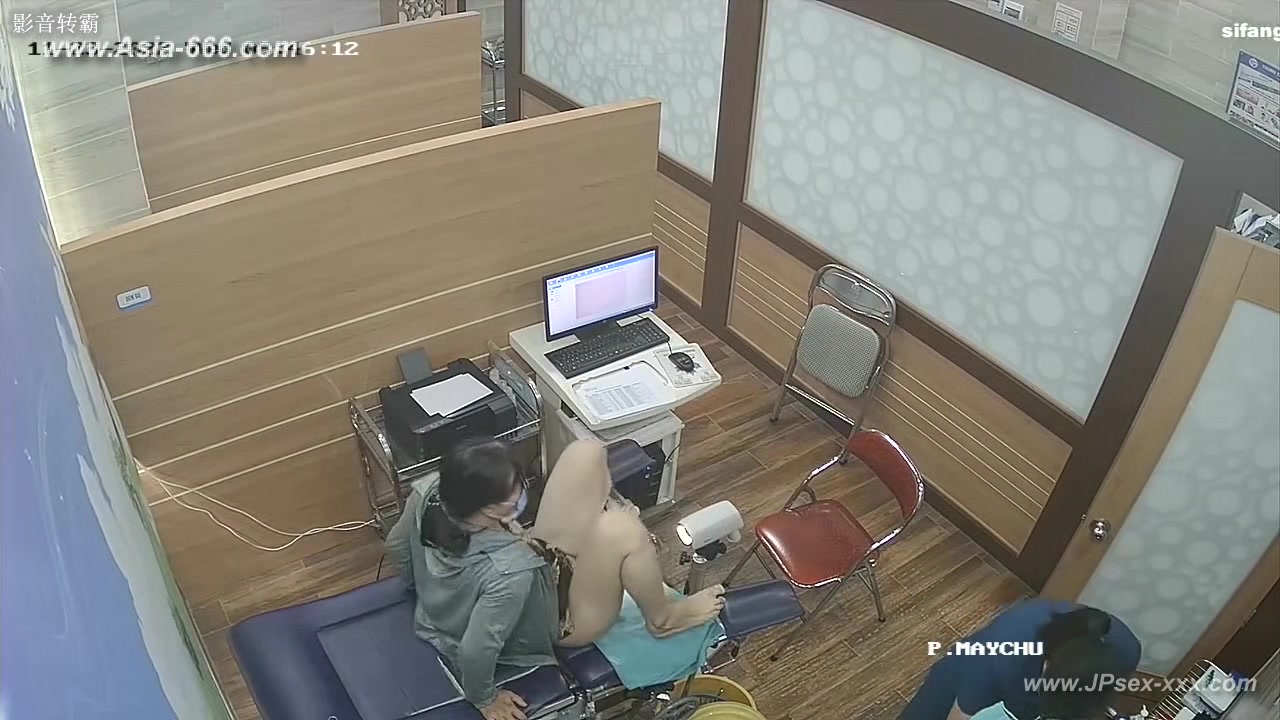 Peeping Hospital patient.20