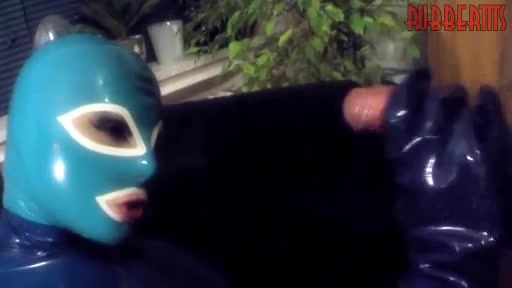 Ave: Blue Stroke Pt.2