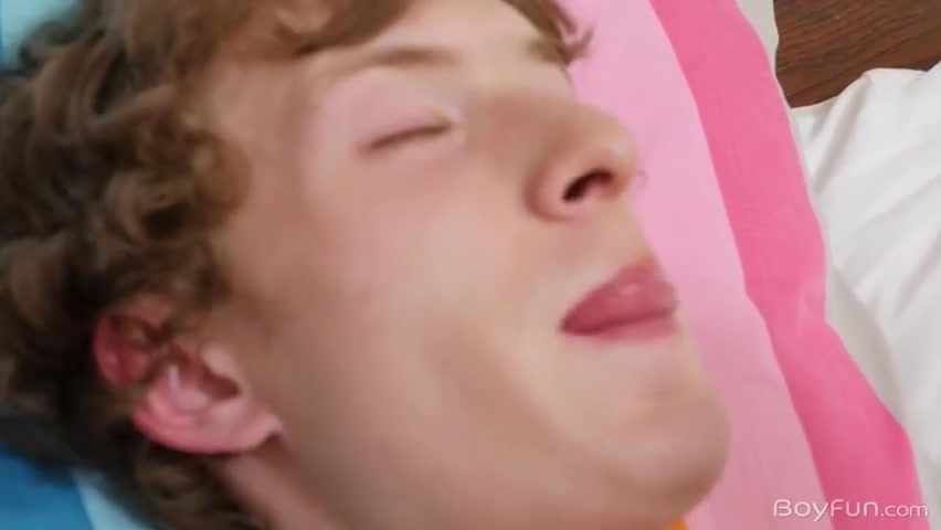 Dylan Bedroom Porn Boys