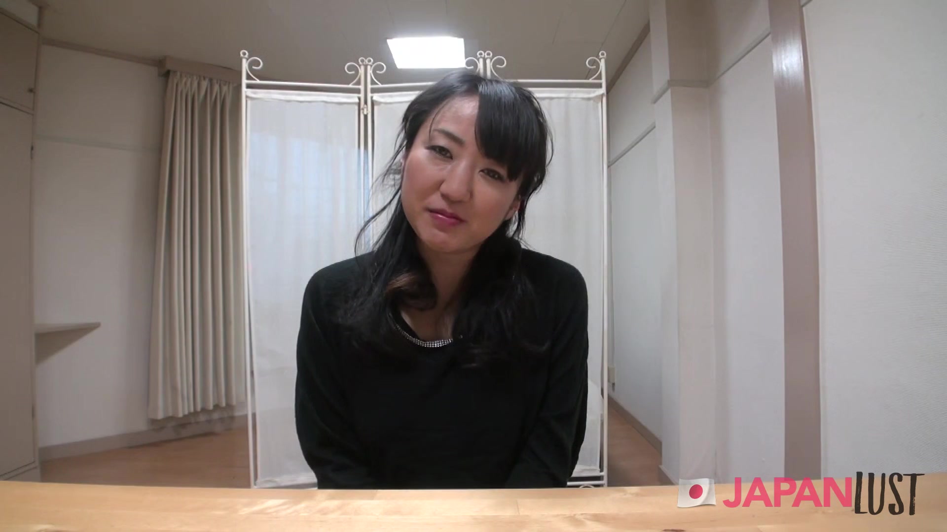 Busty Japanese Milf Gets Hairy Pussy Licked Before Creampie