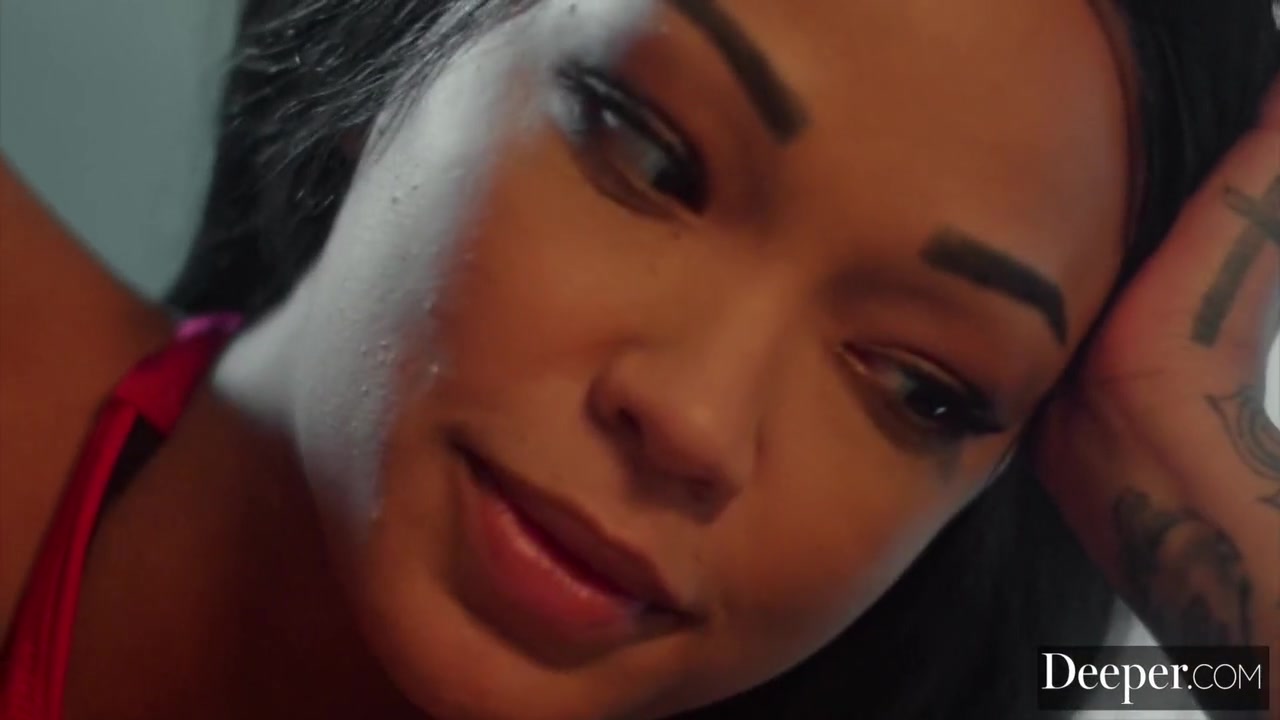 Shy Alina And Bestie Harley Have Intense Threesome