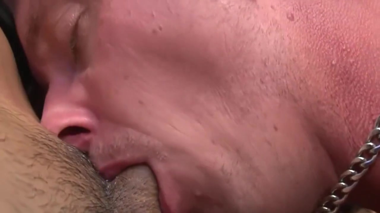 Young Asian Shemale Gets Her Ass Fucked