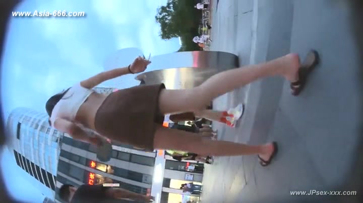 peeping chinese amateur upskirt.***