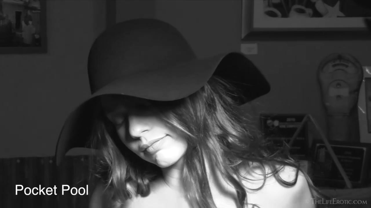 Pocket Pool 2 - Avri Norwood - TheLifeErotic