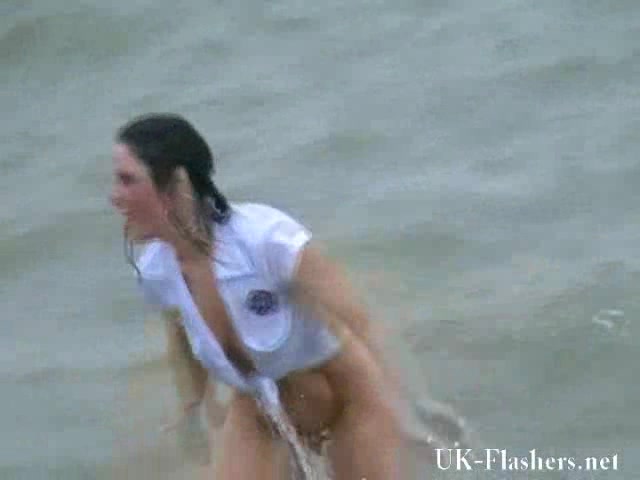 Winter bathing babe Crystel Leis beach masturbation and public toying of wild exhibitionist in nudist adventures