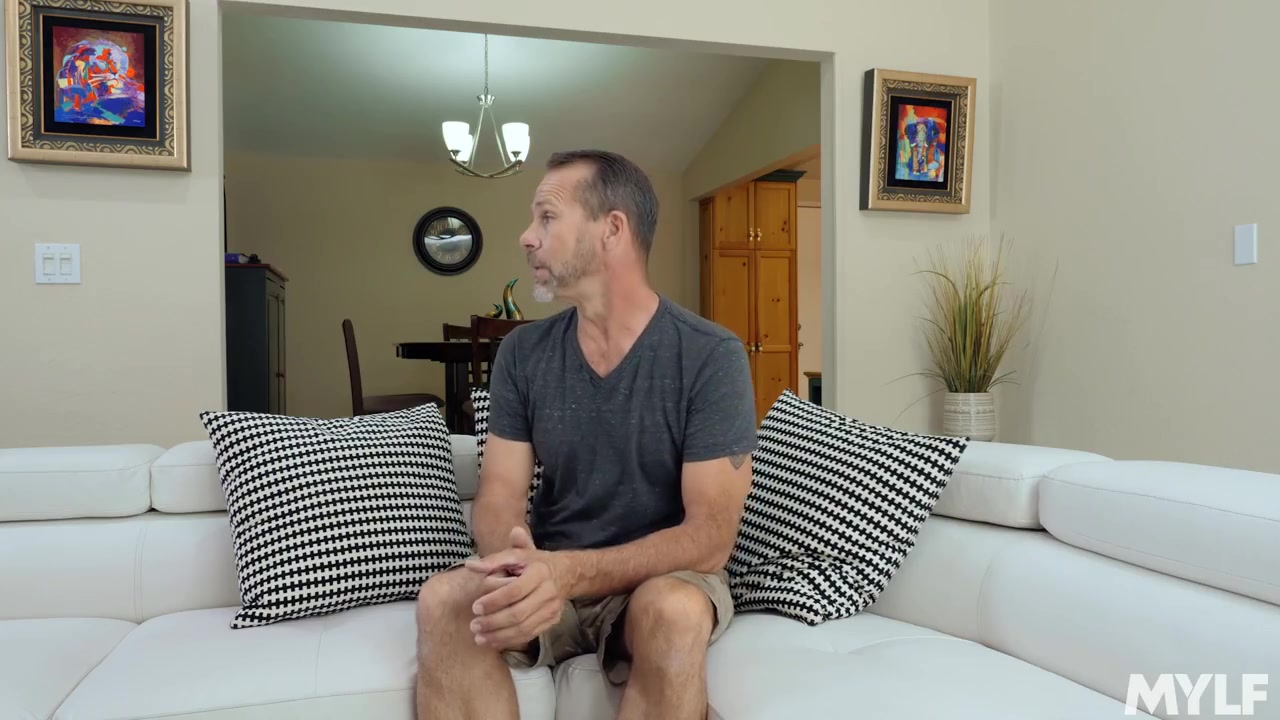 Perfect Roommate For The Job - MYLF
