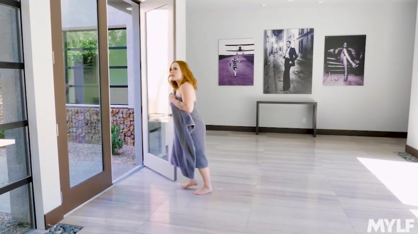 Carpet Munching MILF Mania - MYLF