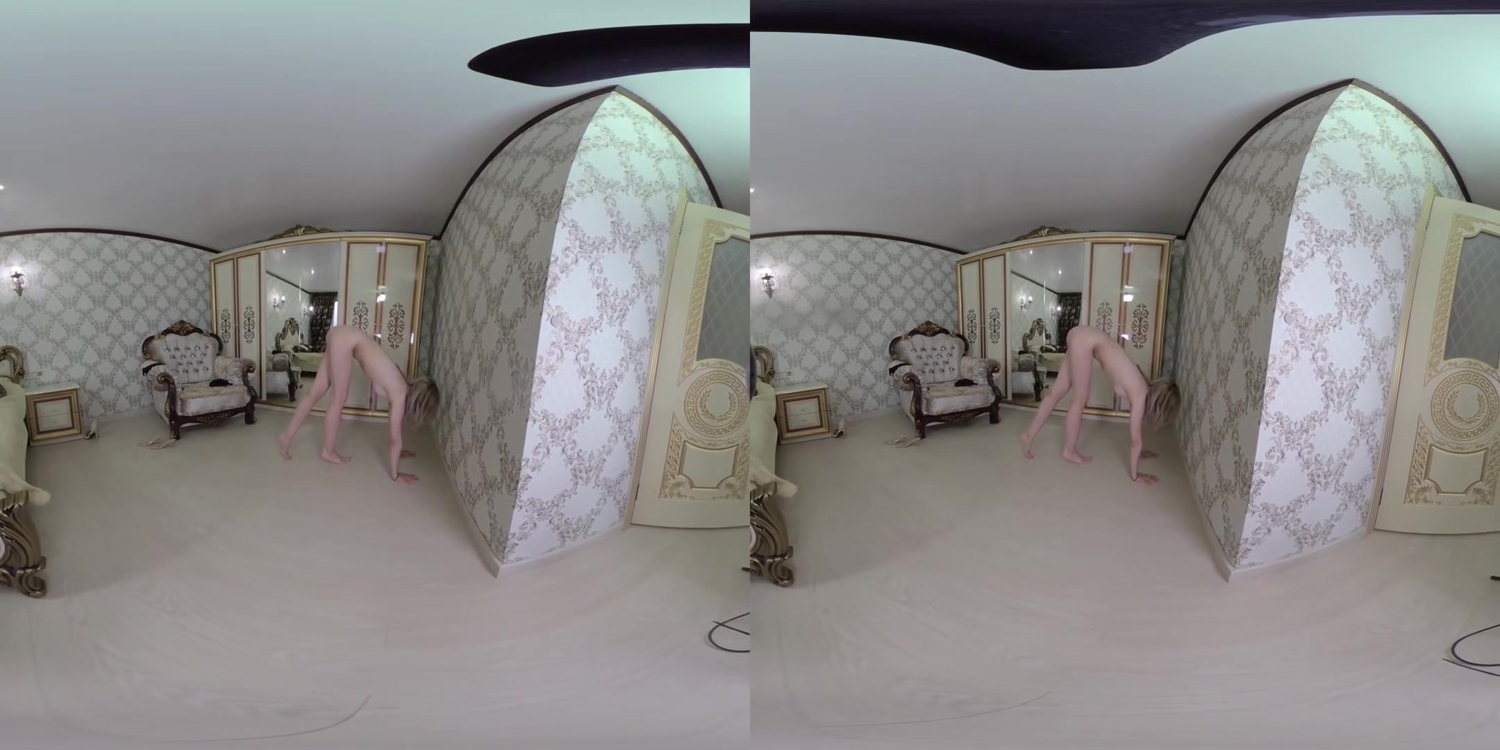Super Flexible Kitti H Shows Exercises - Shaved Flexible Petite Blonde Naked