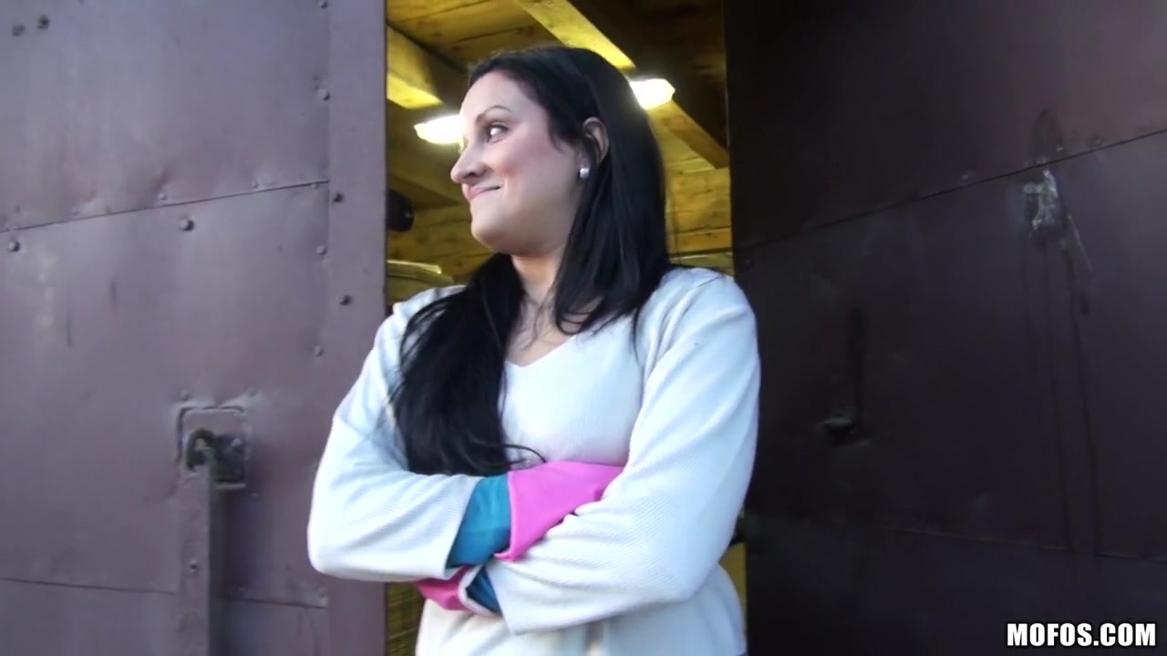 Clair Brooks - Railin' Her in the Teach Yard