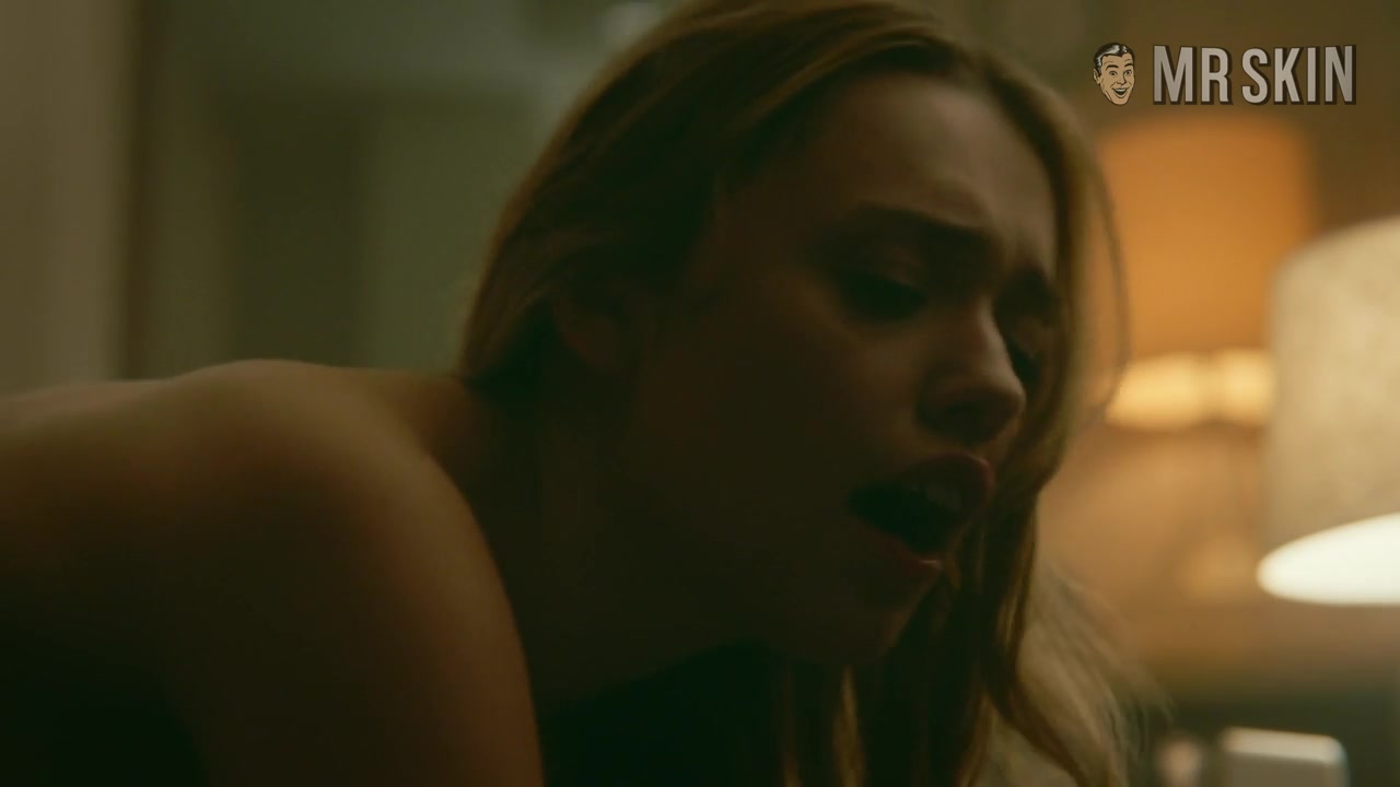 Get a Twist Ending to Glass Star Sarah Paulson - Mr.Skin