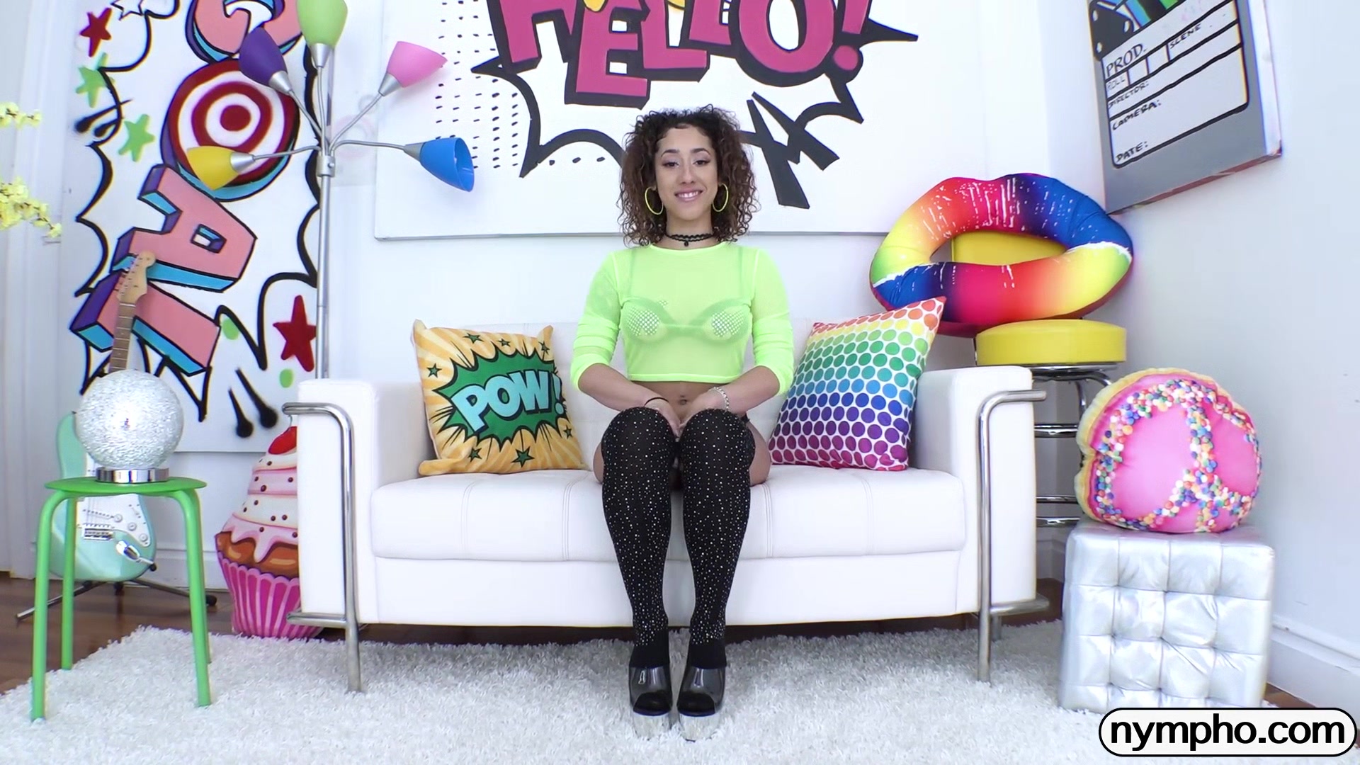NYMPHO Kira Perez's pussy pounding
