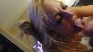 Blondie cumshot facial