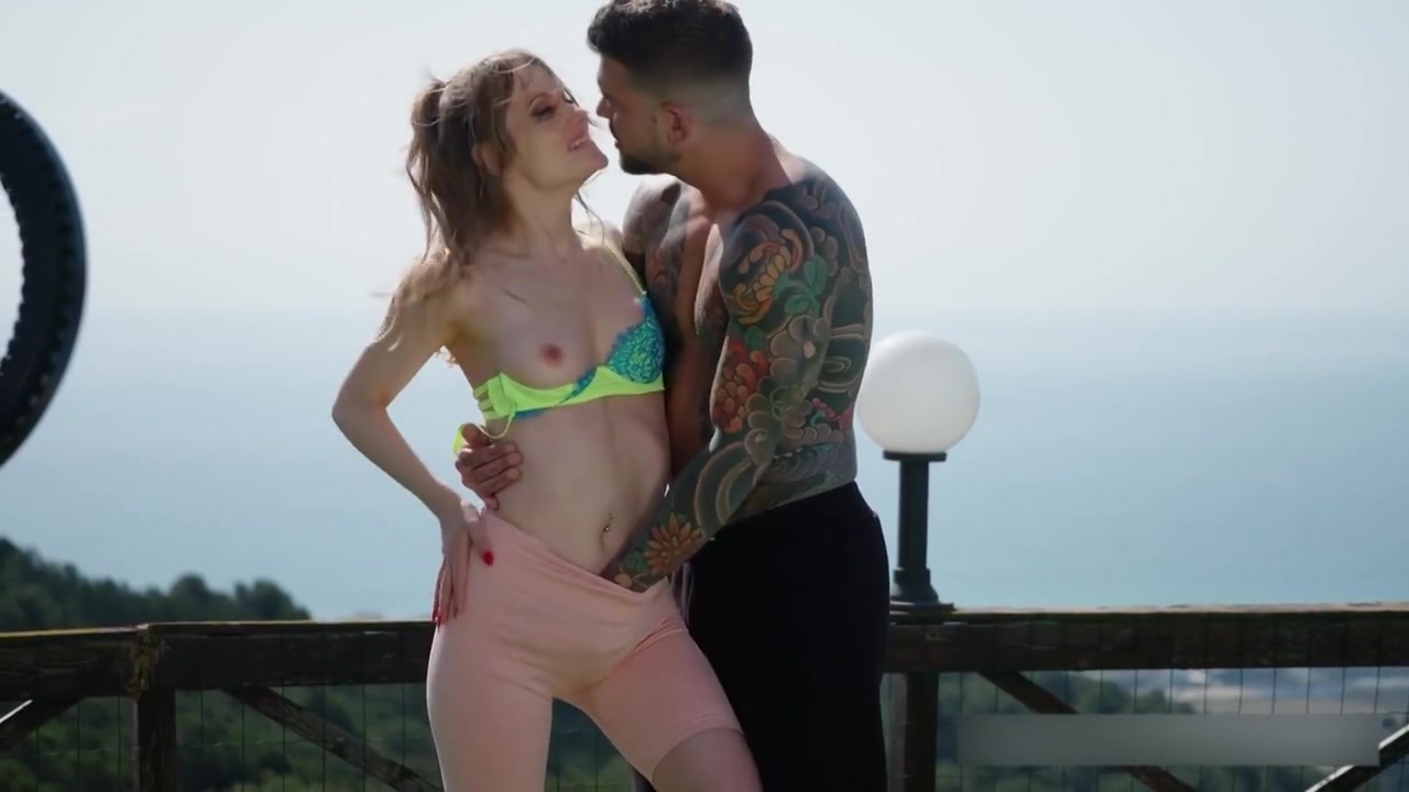 Ruby Shades In Shades Enjoys Anal Outdoors
