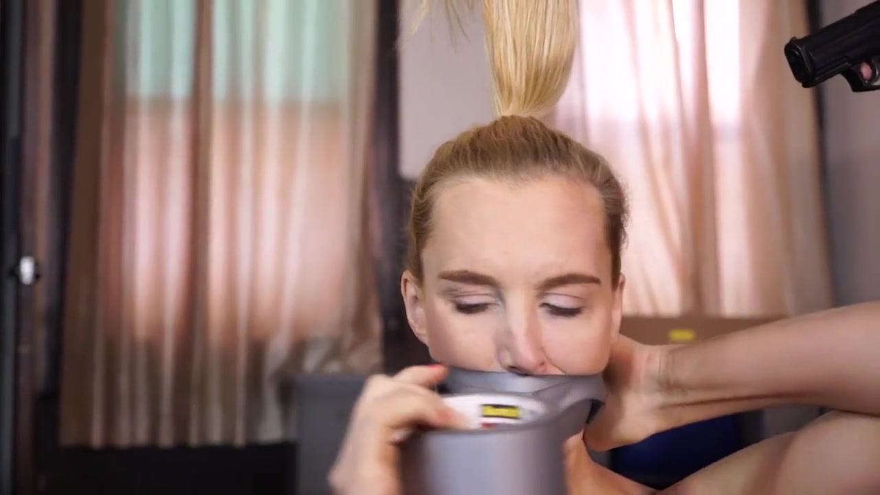 Blonde Babe Shaved Pussy Hardcore Fucking And