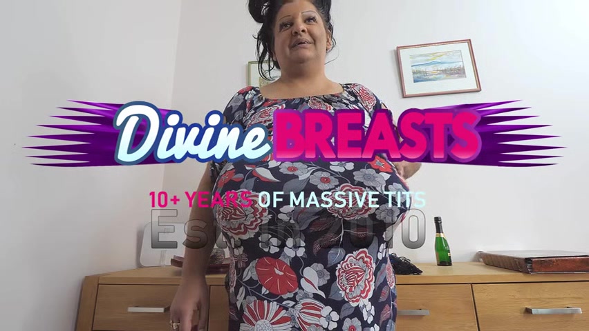 Esmeralda Busty Self Suck