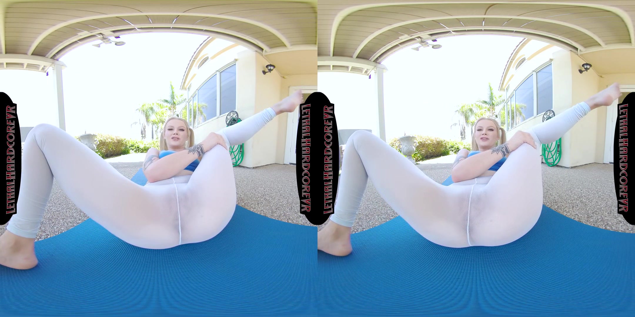 Paris Needs A Deep Internal Massage - Fit Blonde Babe in Yoga Pants Fuck and Facial