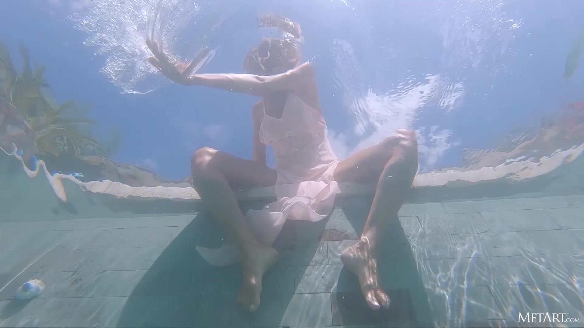 The Call of Water - Mango A - Met-Art
