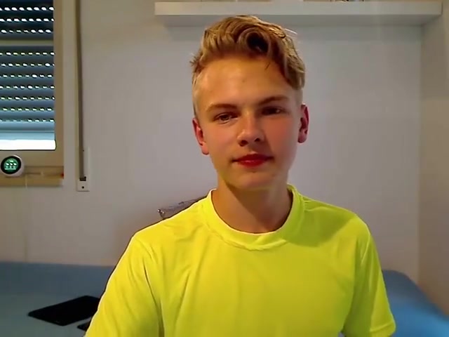 Blond Twink Yellow Shirt Boys Porn