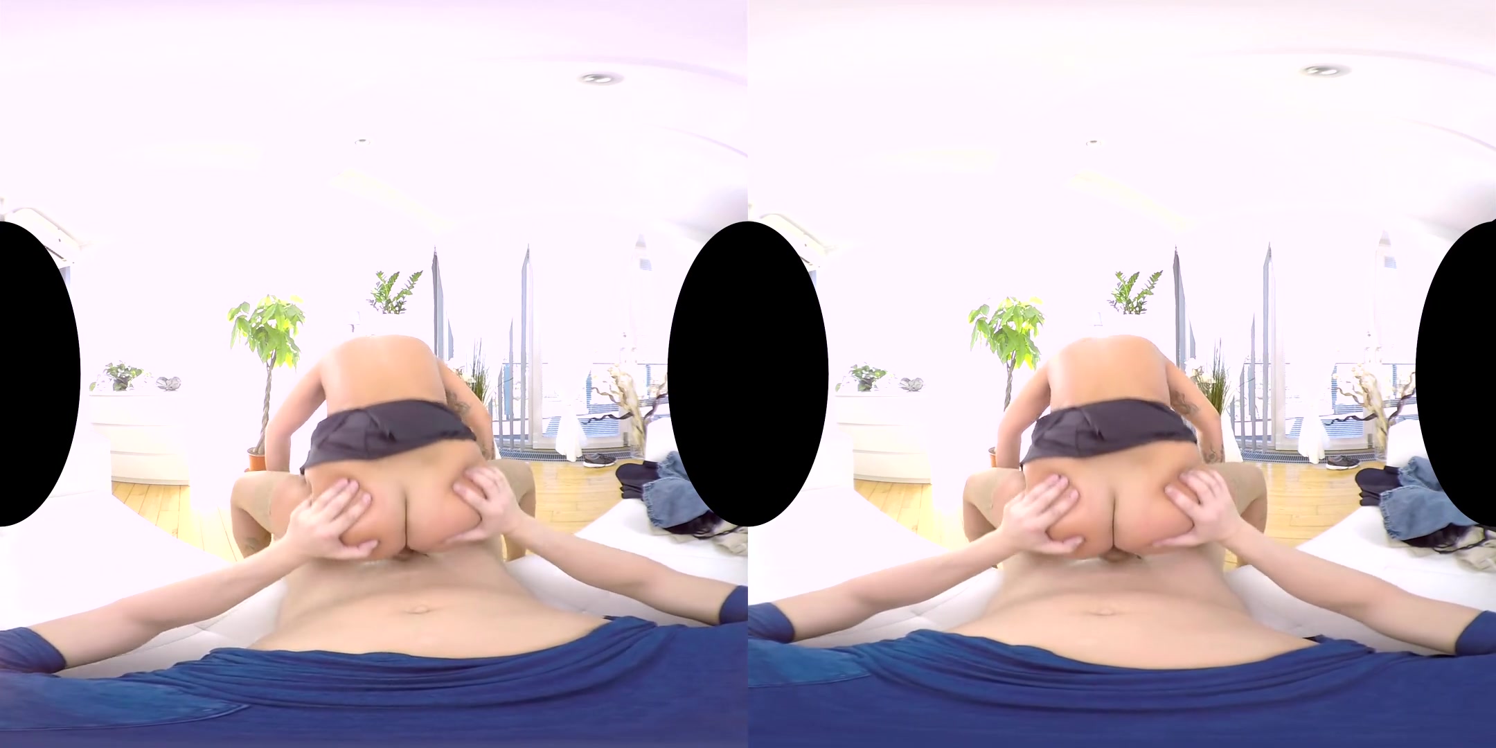 Gwendolyn in Gwendolyn's New Boobs - POV - RealityLovers