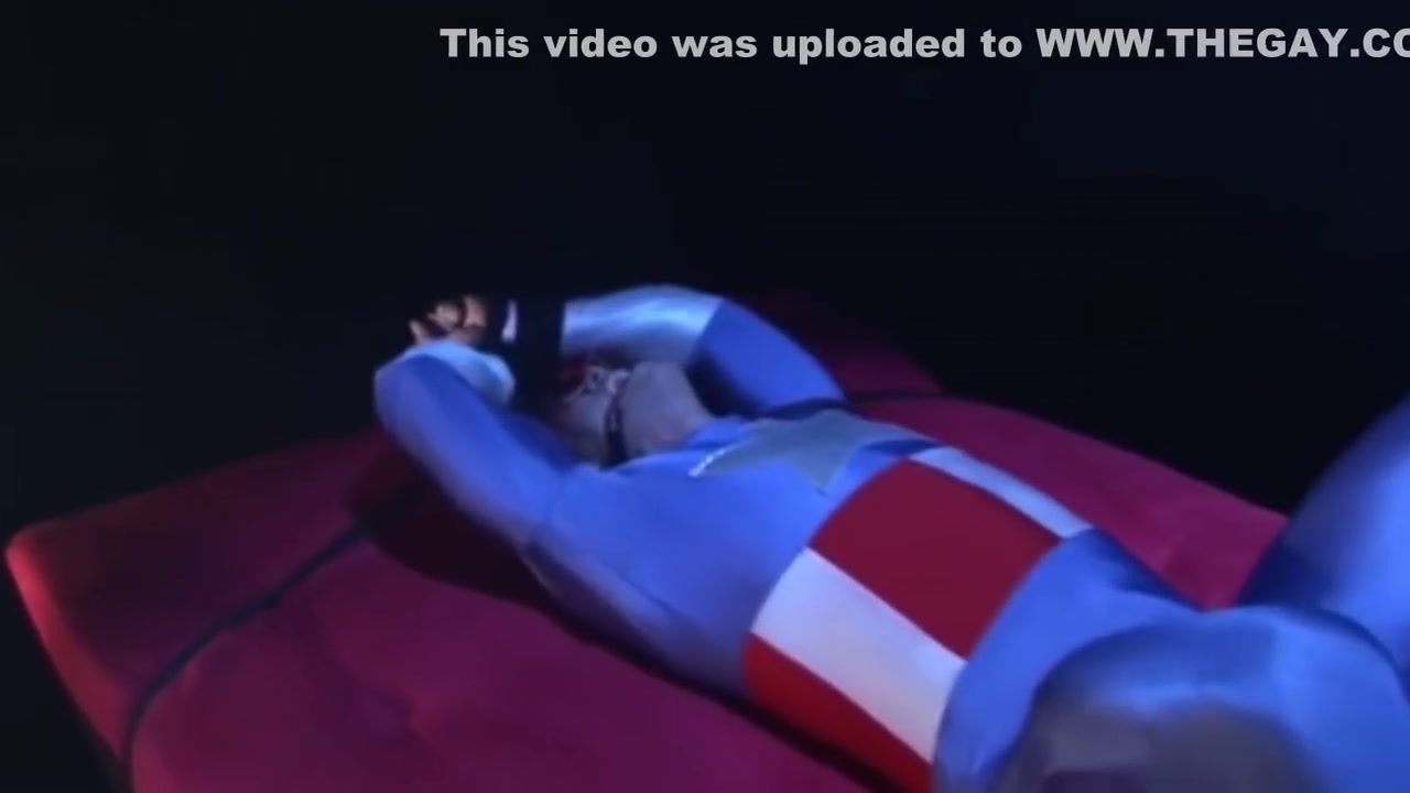 Superheroes Captured And Fucked
