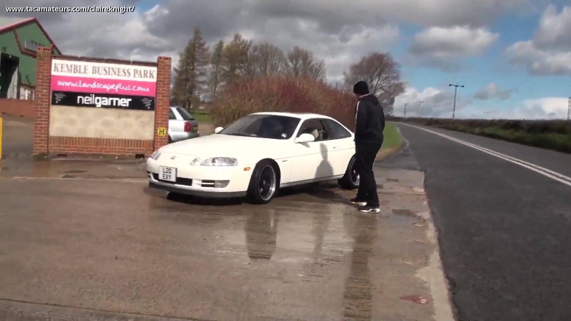 Picking up a hitch hiker - ClaireKnight