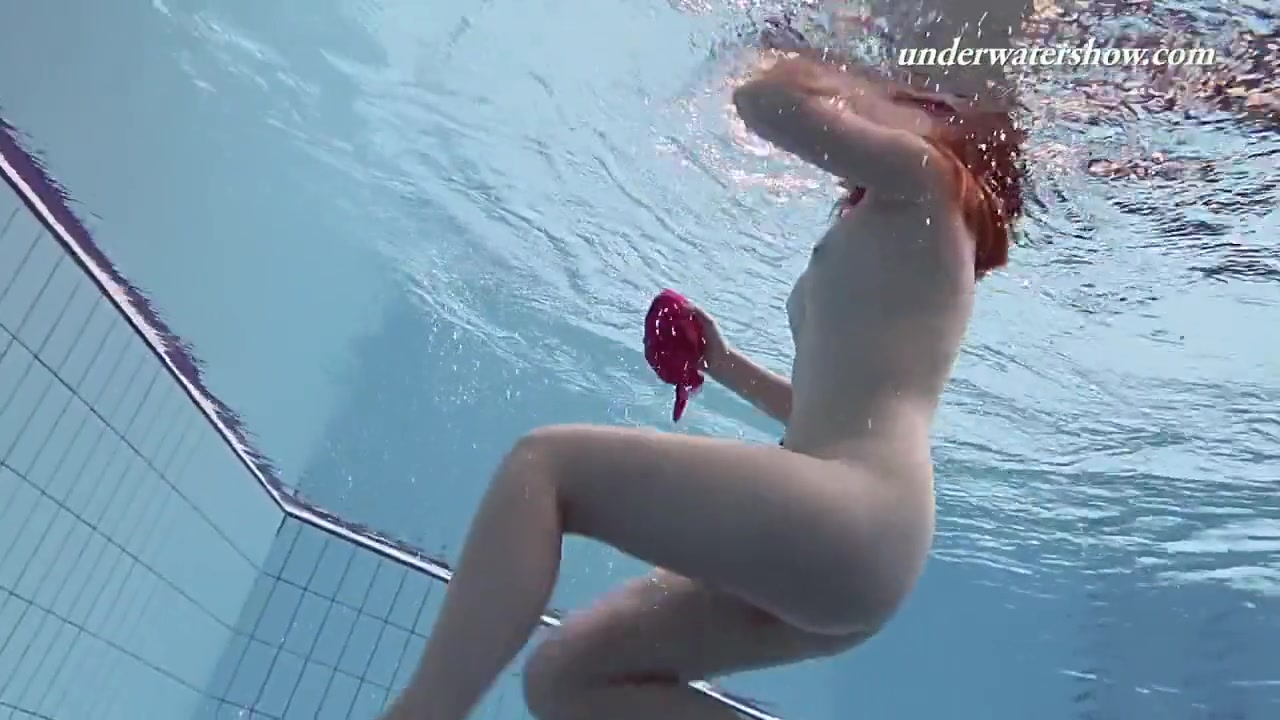 Lenka Enjoys Nude Erotic Sexy Swimming