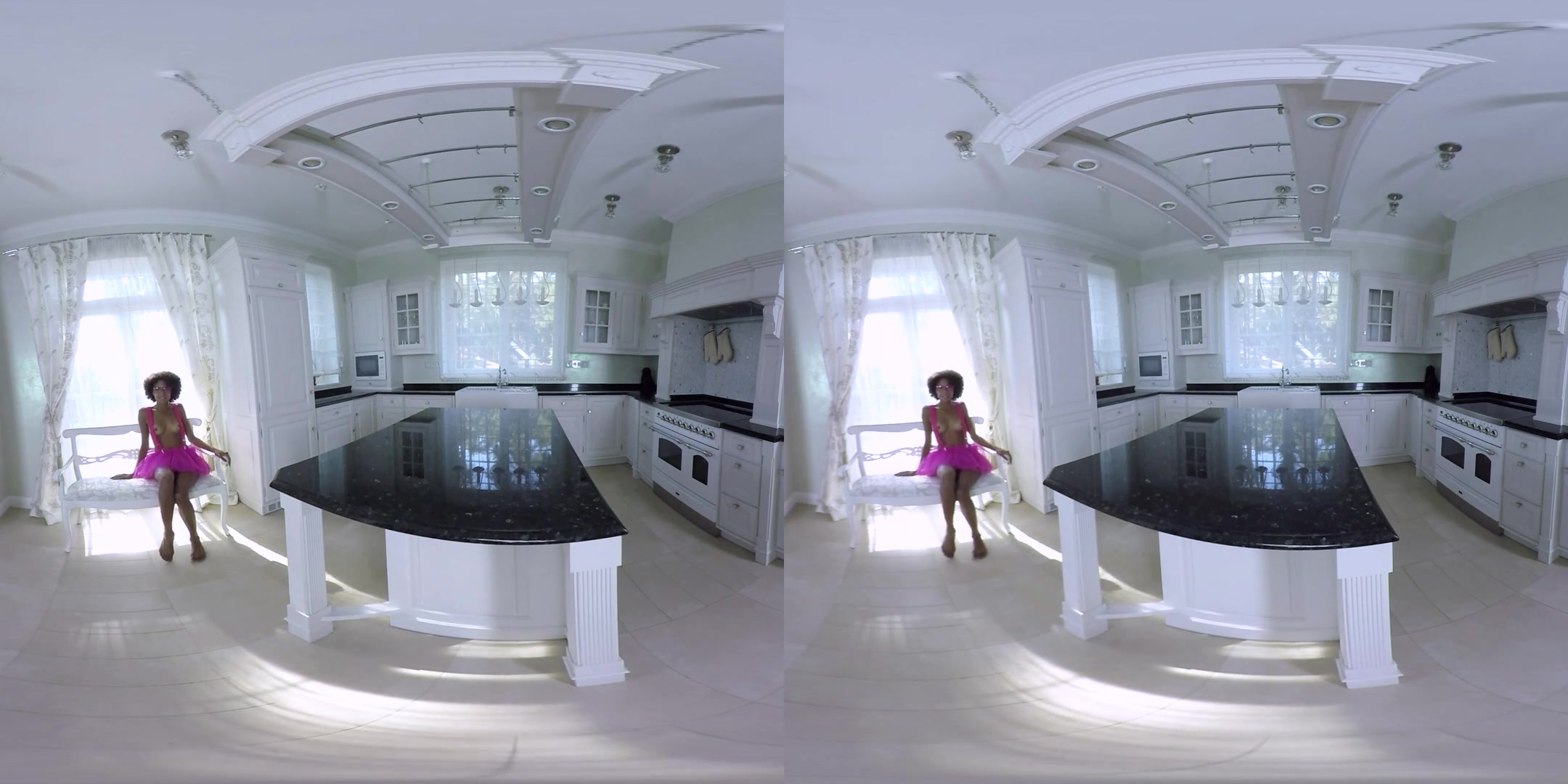 Luna Corazon in Chocolate Candy - RealJamVR