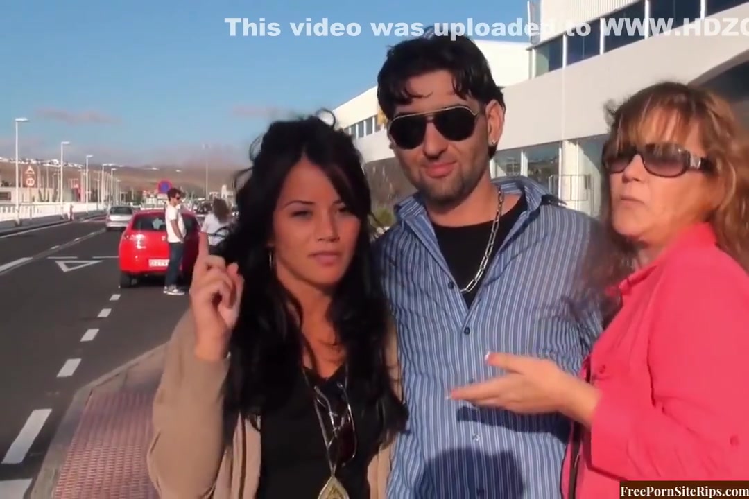 Enfamiliax - Vacaciones - Real Spanish Step mother And Da Ughter In Threesome