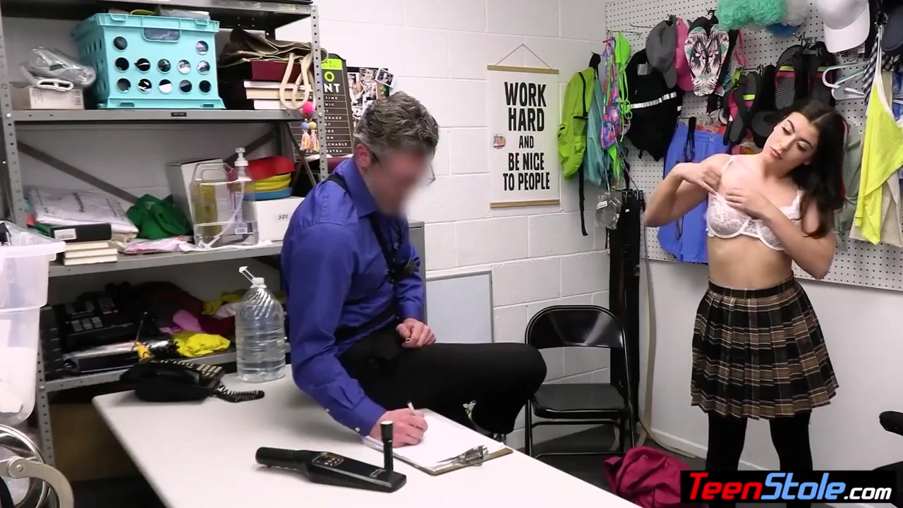 Suspicious Young Girl Banged Hard By Officer - Mike Mancini, Gal Ritchie And L P