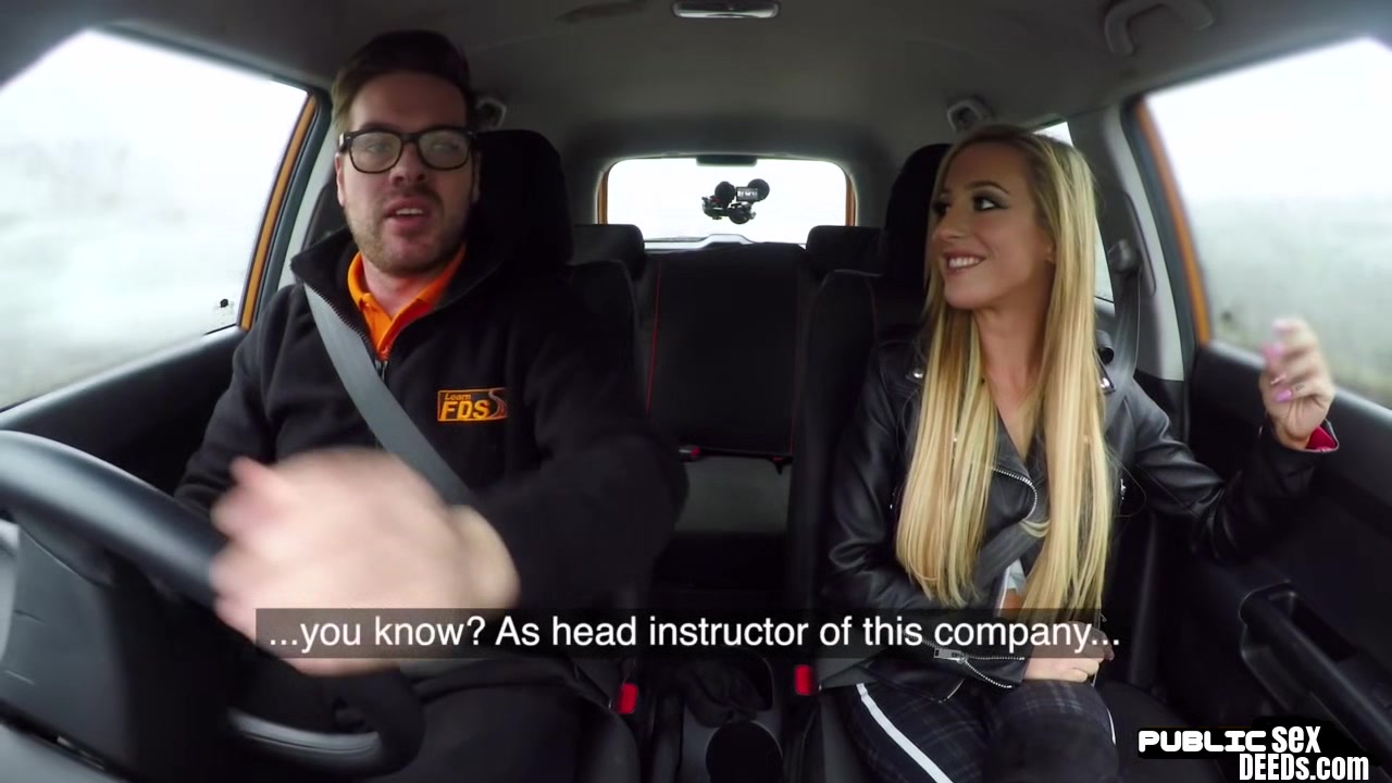 Cardriving UK babe rides in cowgirl before anal sex