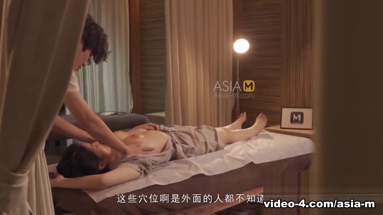 A Horny Customer MDWP-0012 / 主動吞吐肉棒的女顧客 MDWP-0012 - ModelMediaAsia