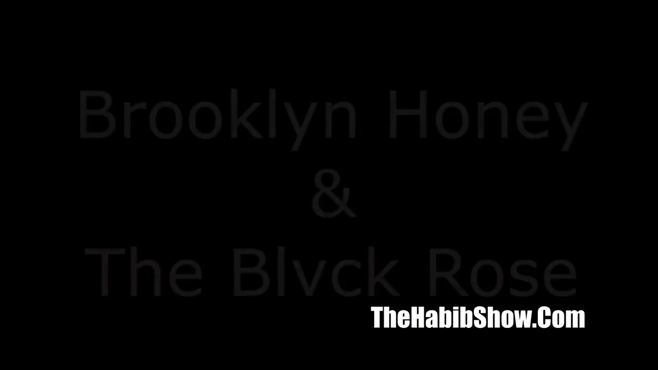 So Dam Thick Ready For Her Sneaky Link Blvk With Brooklyn Honey
