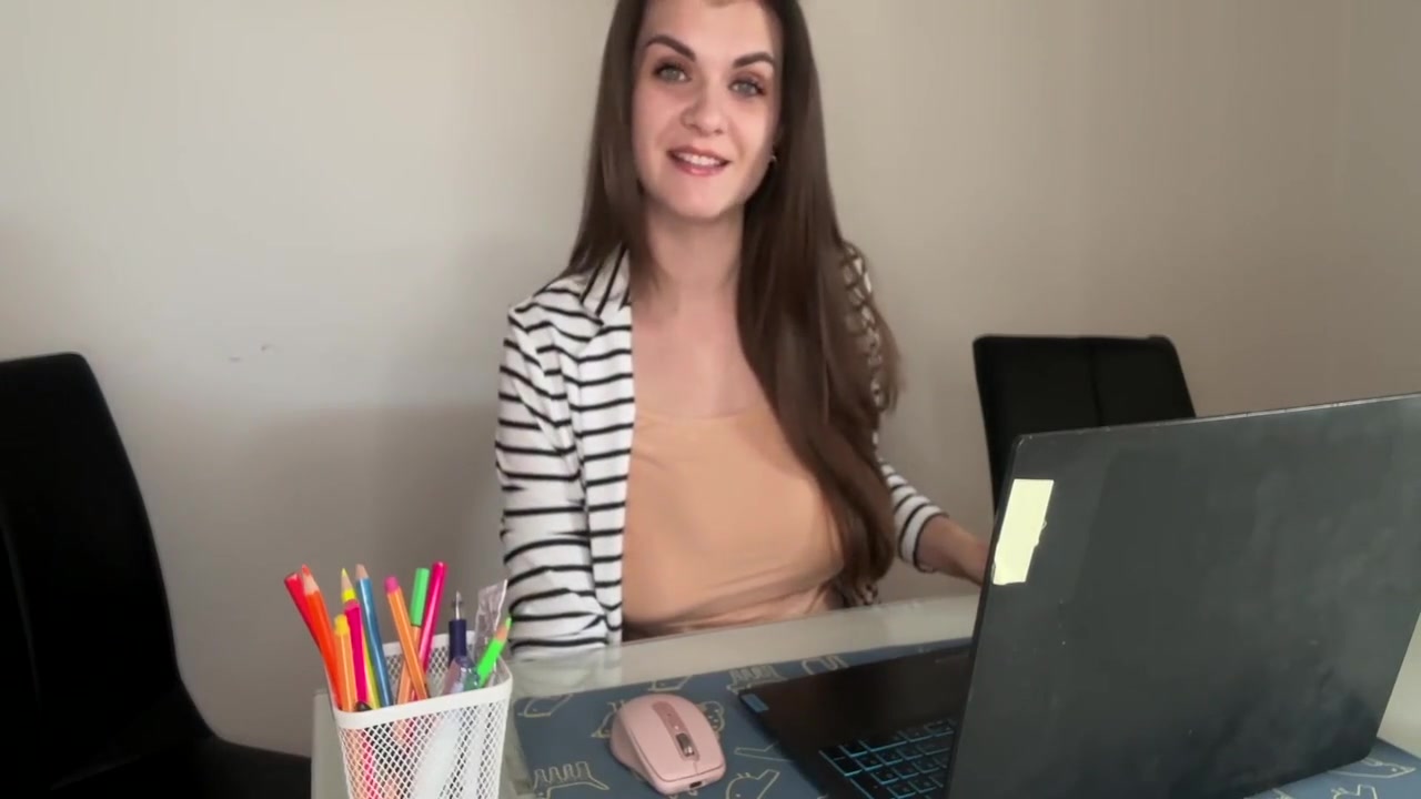 Stepmother Made A Huge Cum When She Was Caught By Her Stepson 11 Min