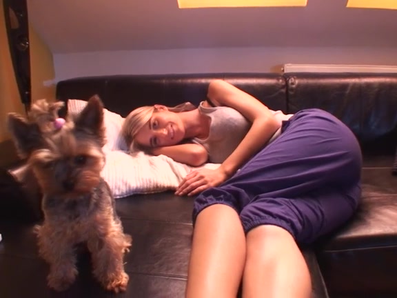 Wild homemade porn ending up with cum on gal.s stomach