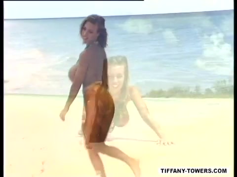 Beach Bunny - BigBoobBundle