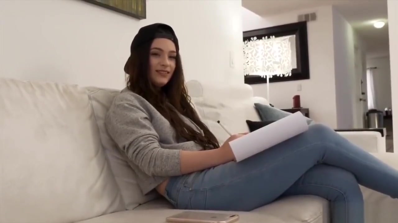 Fucking My Cute Stepsis Till She Cums