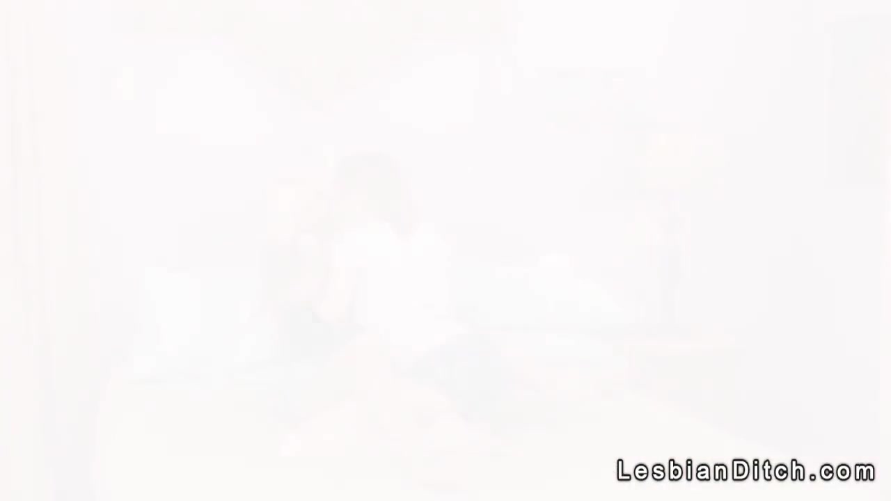 Tattooed Milf And Brunette Oral Sex In Bed