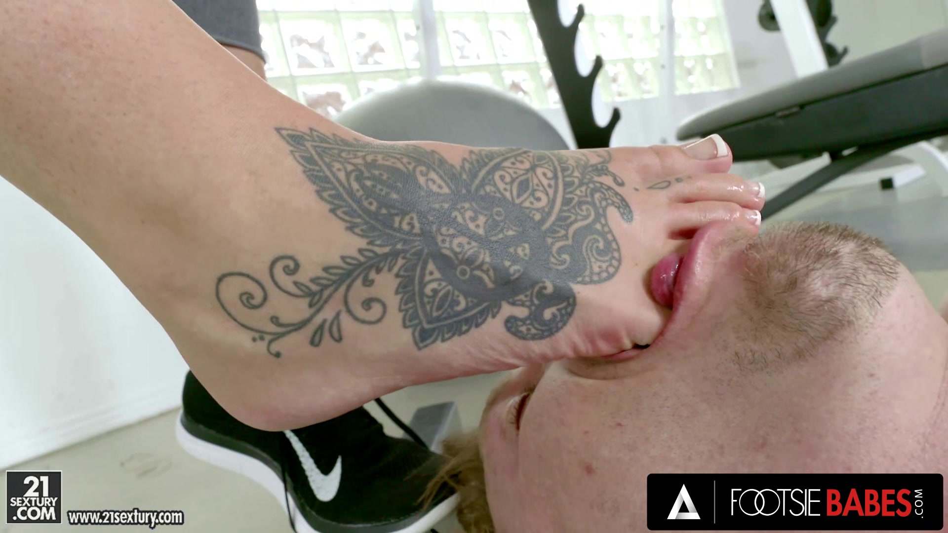 FOOTSIE BABES - Busty Beauty Alison Tyler Uses Her Feet To Make Her Man Cum On Them