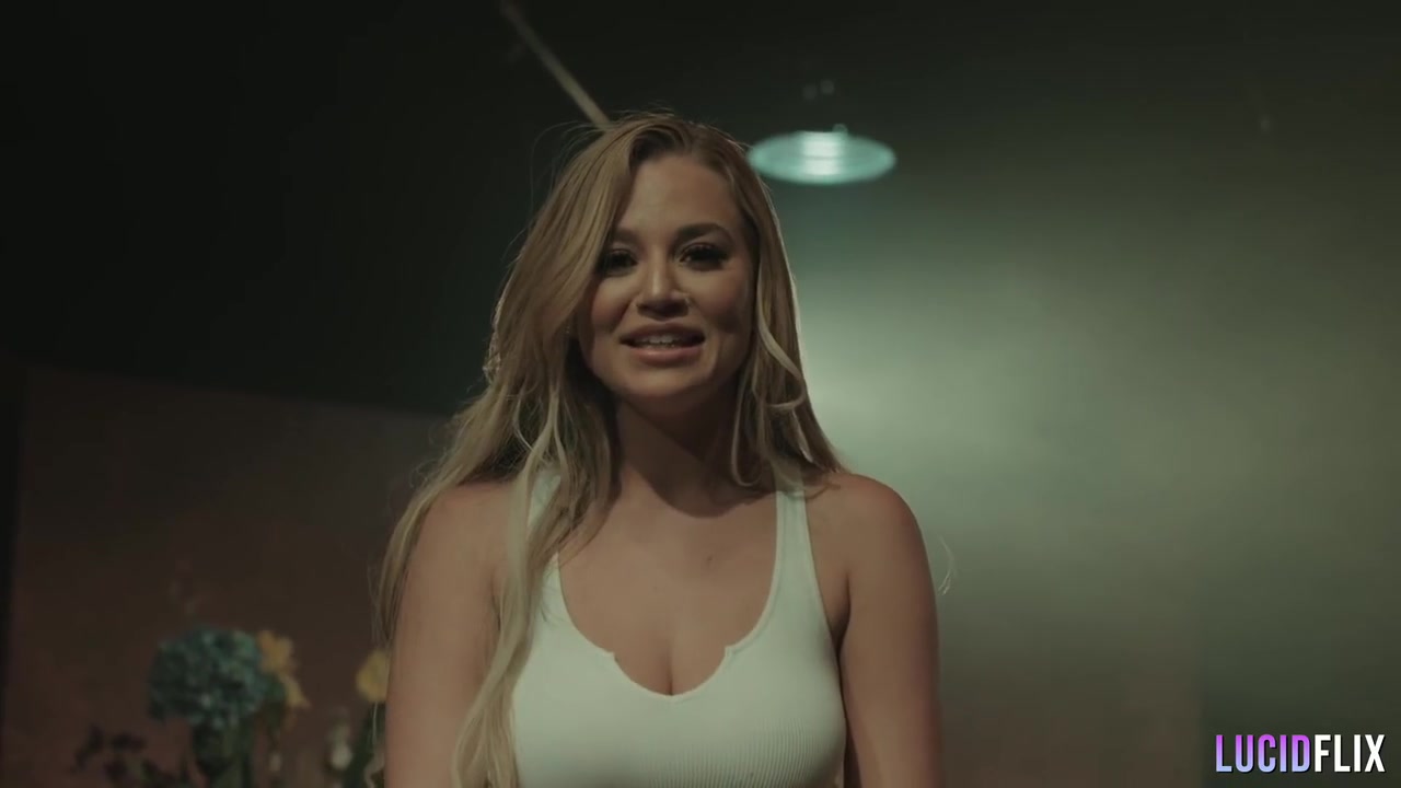 Blake Blossom, Naturally Busty And Seth Gamble In Lucidflix Blonde Gives Him A Performance He Wont Soon Forget
