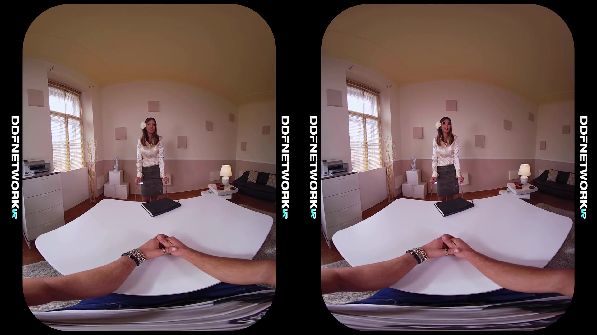 Frida Sante in Spanish Sex Sessions - DDFNetworkVR