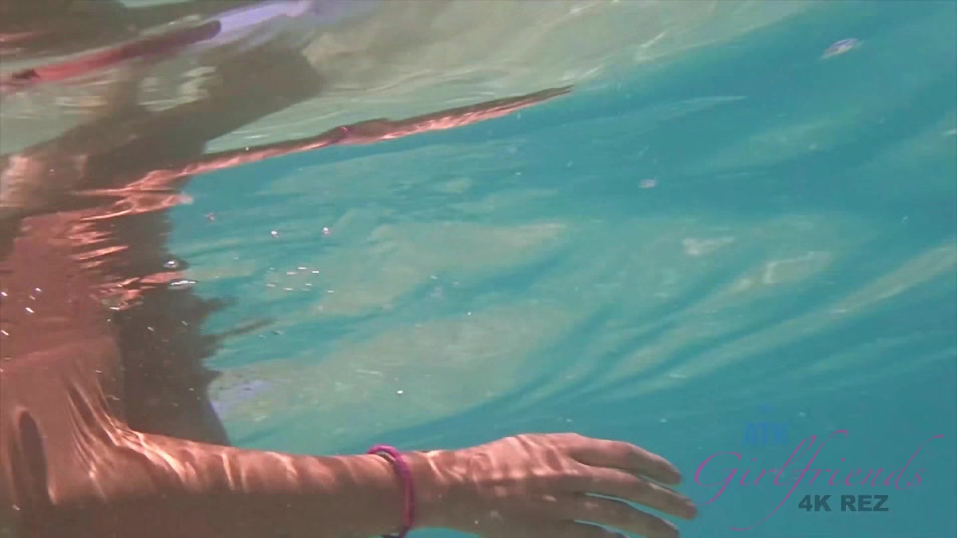 Virtual Vacation On Hawaii With Young And So Hot Layra Law 7/12