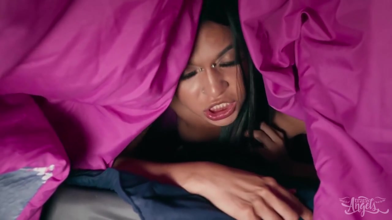 Raven-haired Beauty Takes On Stepdaddys Dick