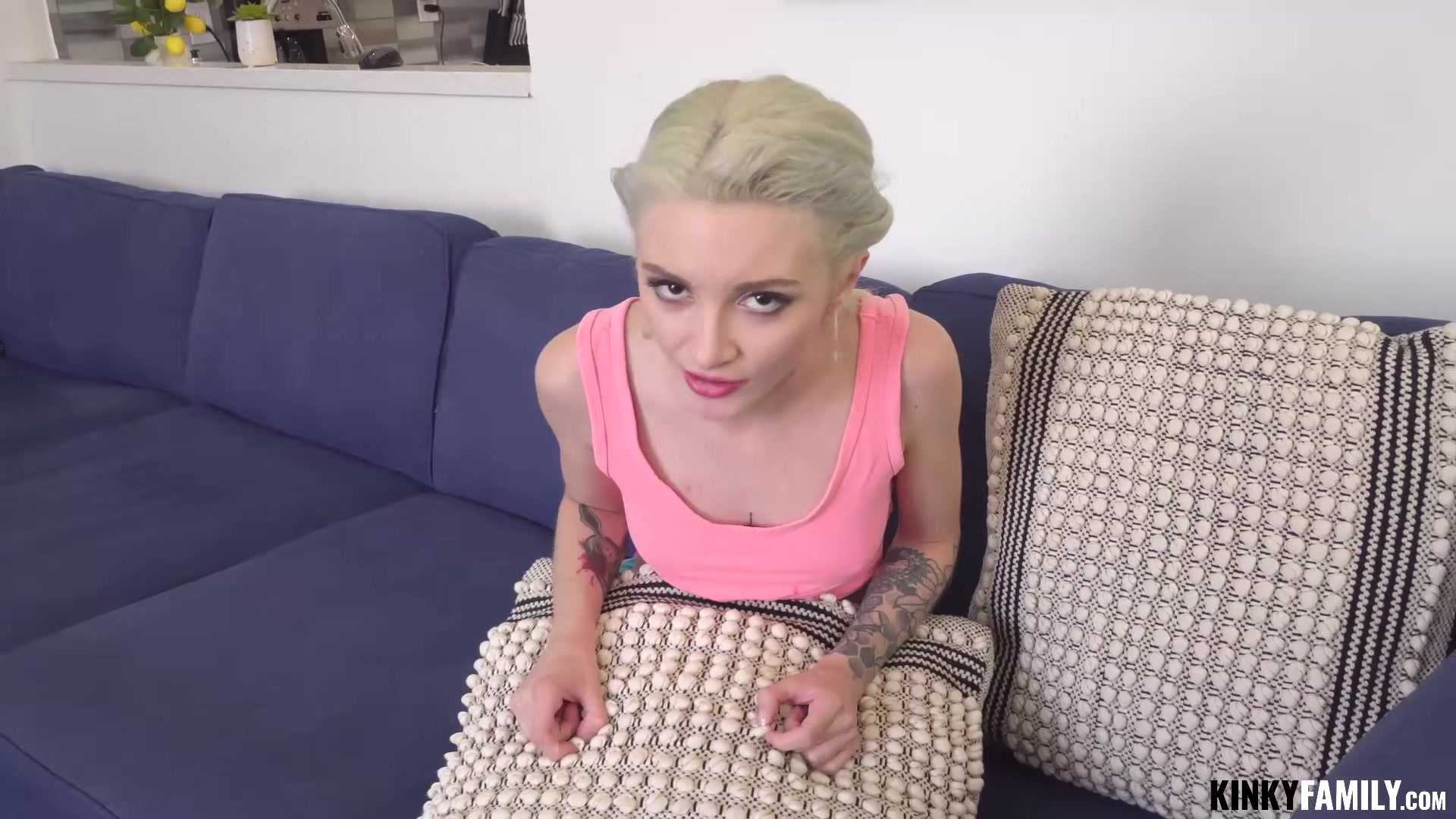 Kinky Family - Lola Fae - Fucking stepsis to the maximum