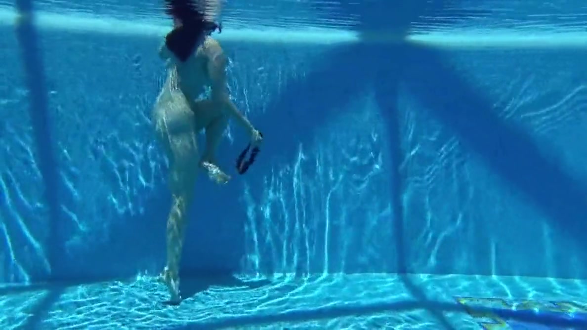 Gets Horny And Naked In The Pool - Laura Dickens