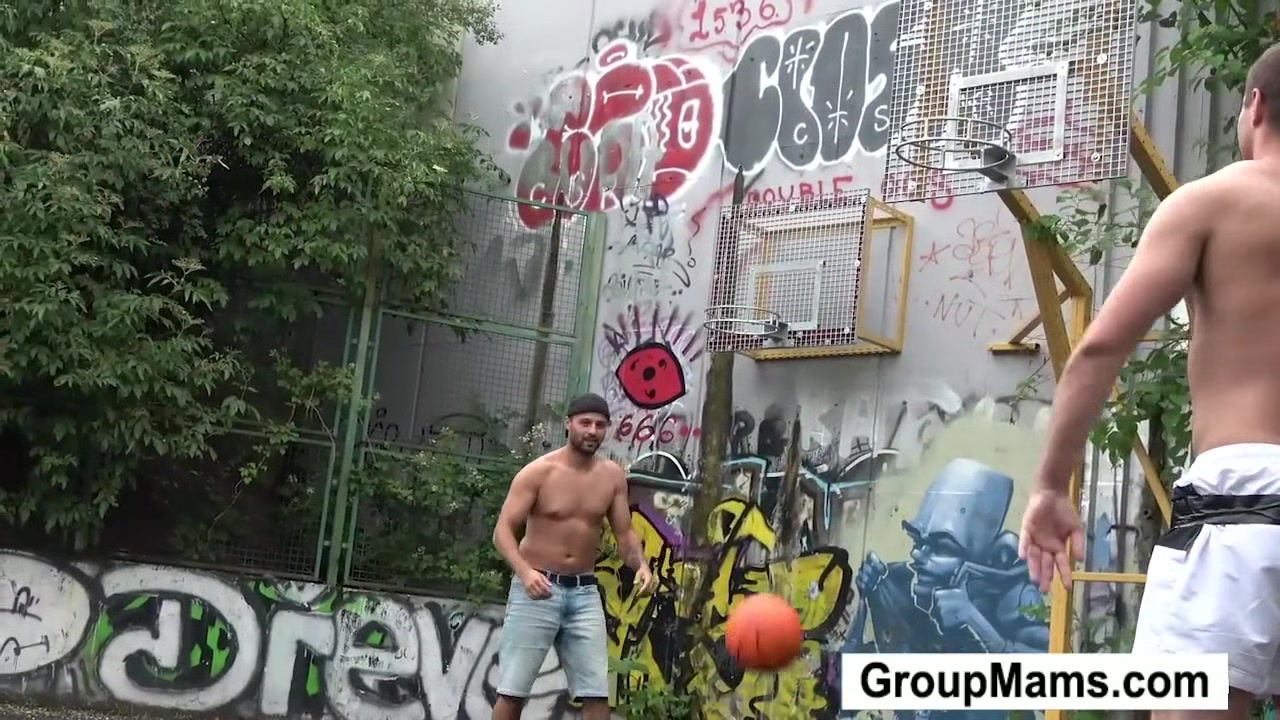 How would you Boys like to Fuck Me- - Groupmams