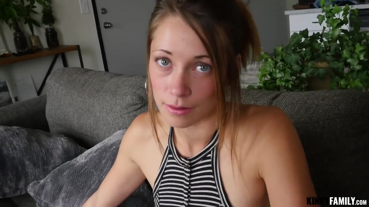 Kirsten Lee in A little family sex