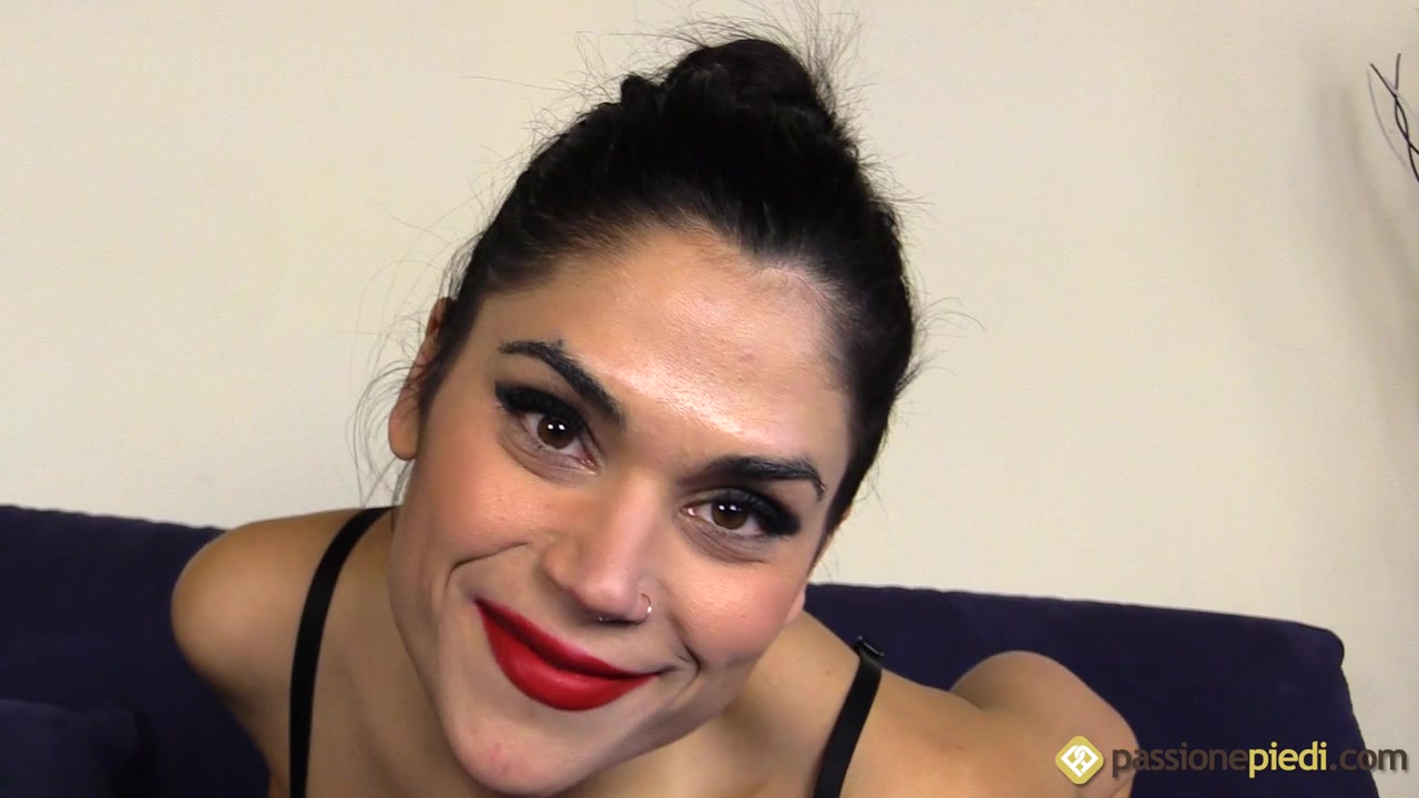 Sexy Chiara teasing and seducing you with her feet