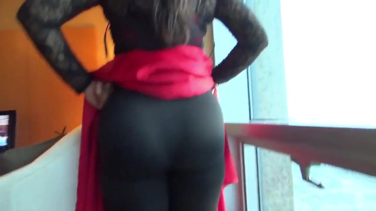 Big ass aunty