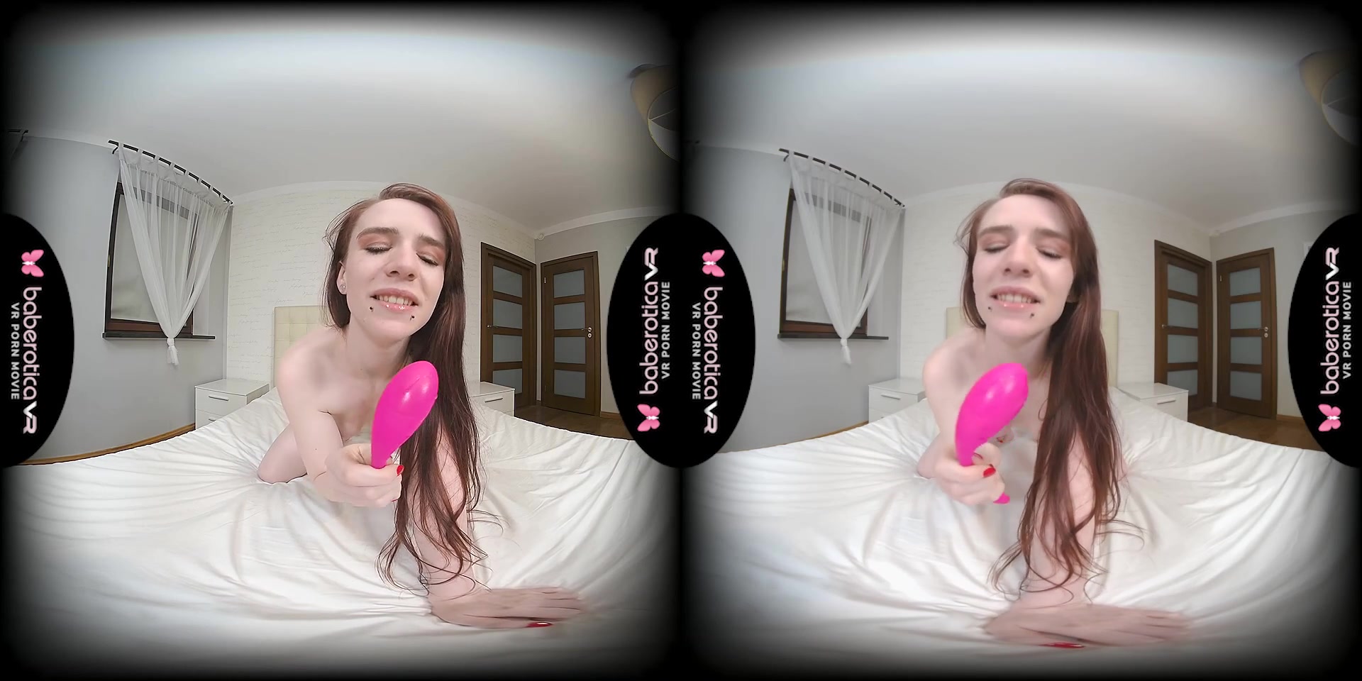 Isabella Both from Ireland uses her dildo deep in her sweet pussy
