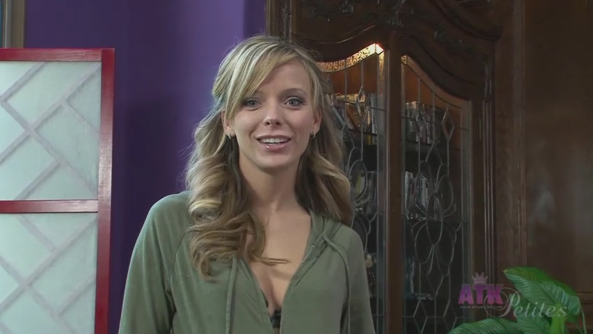 Pristine Edge in Interview Movie - AtkPetites